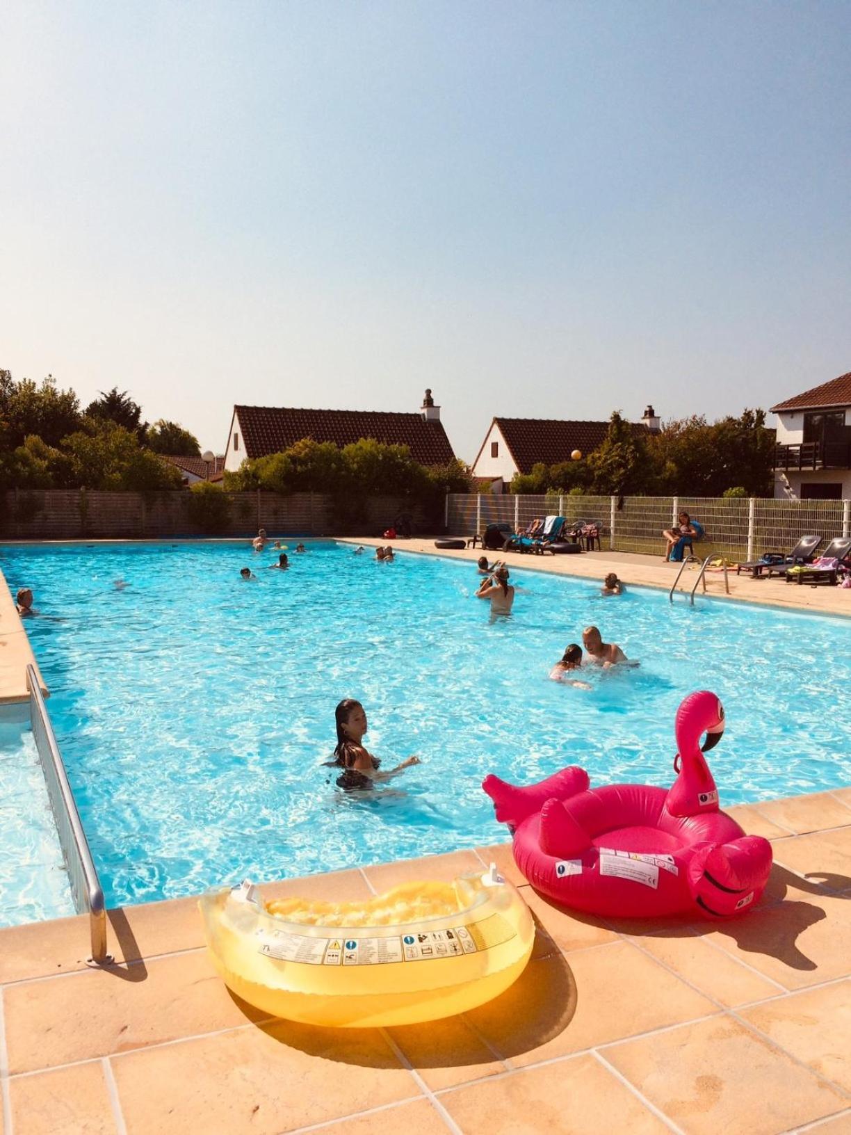 Zeepark Zeewind Hotel Bredene Eksteriør billede